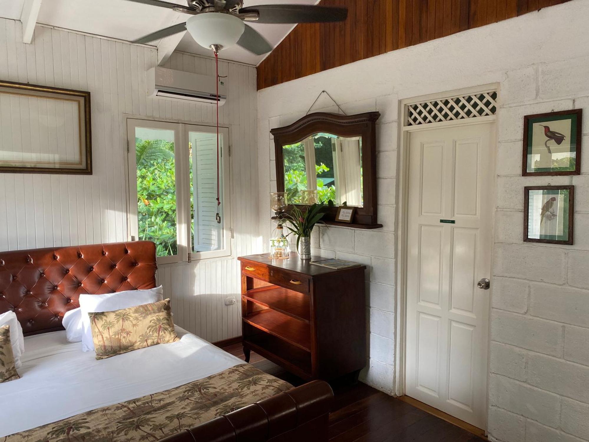 Colina Secreta - Glamping And Villas Puerto Viejo de Talamanca Eksteriør bilde